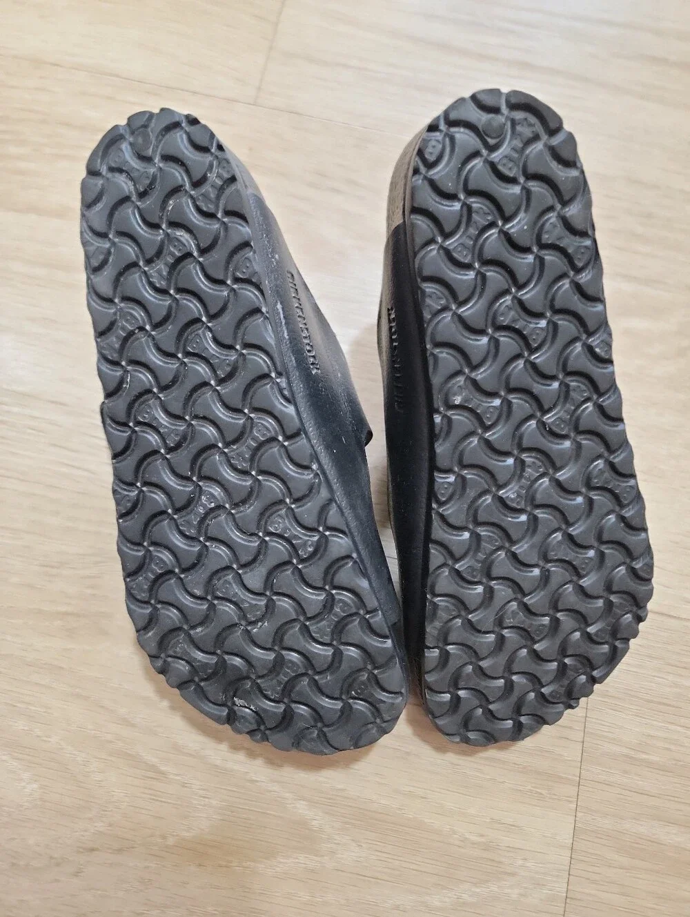 Birkenstock Kids Black Two-Strap EVA Sandals Sz 29 Worn Once US 11
